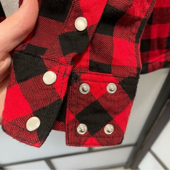 [M] BC Clothing Women’s Red & Black Plaid Snap Button Shacket With Fleecy Lining - Picture 8 of 15